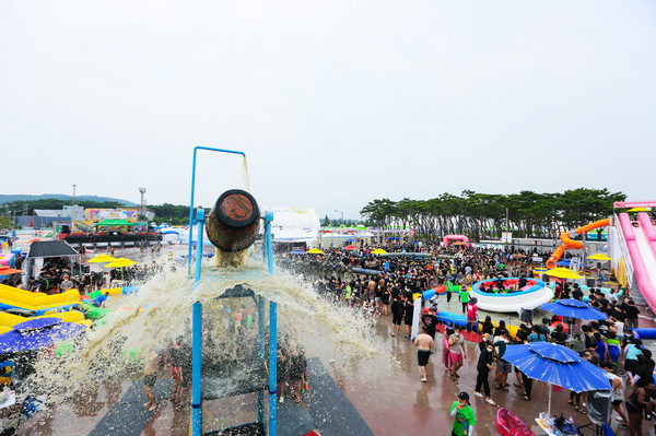 지난해 머드축제 장면. [보령시 제공]