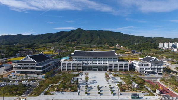 예천군청사 전경. [예천군 제공]